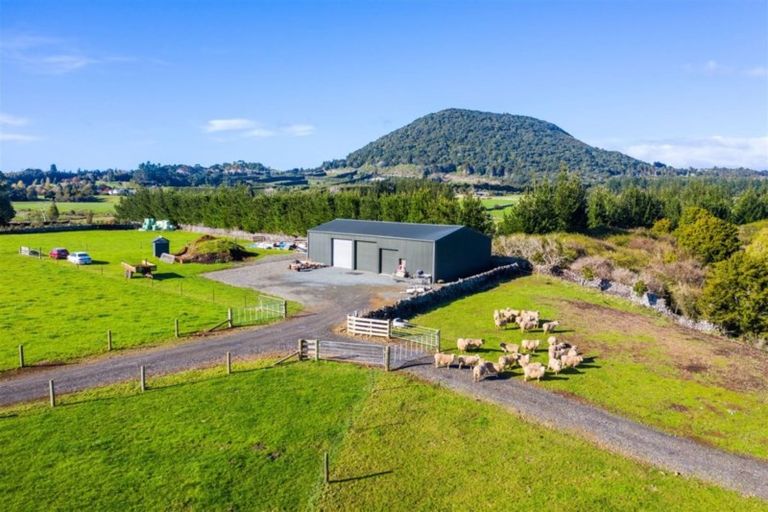 Photo of property in 208 Tatton Road, Maungatapere, Whangarei, 0179