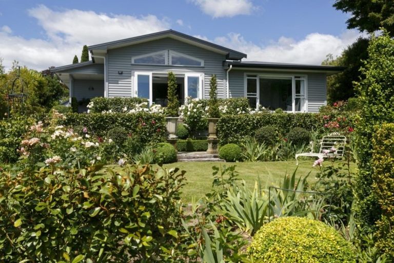 Photo of property in 86 Rokino Road, Hilltop, Taupo, 3330