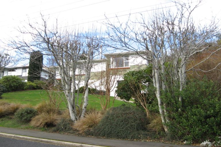 Photo of property in 489 East Coast Road, Murrays Bay, Auckland, 0630
