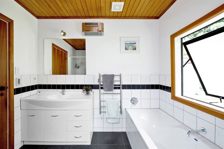 Photo of property in 214 Bush Road, Oxford, 7495