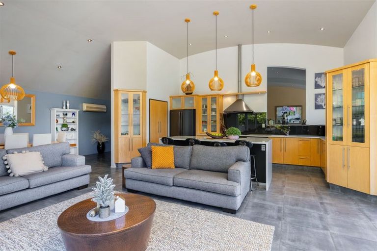 Photo of property in 2 Marina View Estate, Waikawa, Picton, 7281