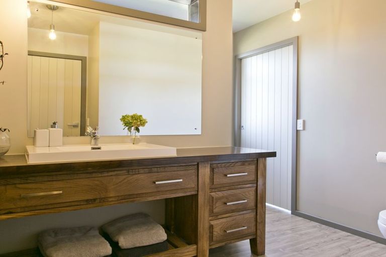 Photo of property in 15 Stevenson Way, Rangatira Park, Taupo, 3330