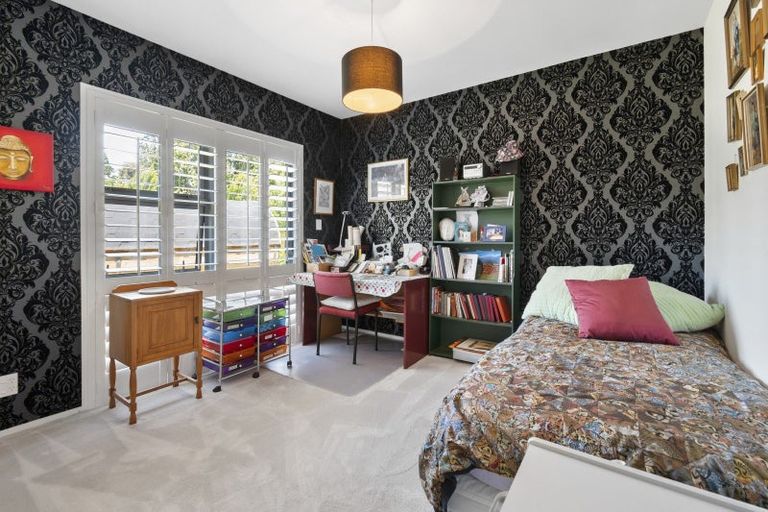 Photo of property in 38 Kingsdale Park Drive, Aokautere, Palmerston North, 4471