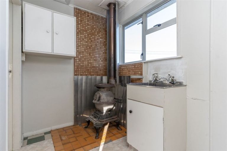 Photo of property in 1 Montgomery Place, Lansdowne, Masterton, 5810