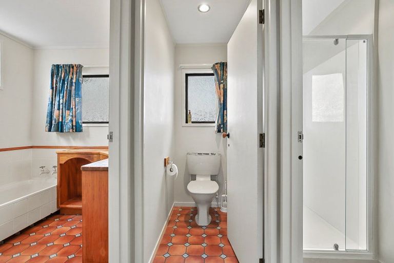 Photo of property in 43 Hayward Road, Ngatea, 3503