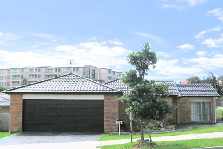 Photo of property in 77 Nimstedt Avenue, Oteha, Auckland, 0632