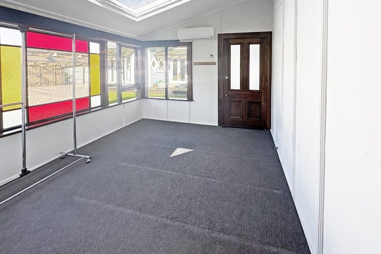 Photo of property in 23 Union Street, Hokowhitu, Palmerston North, 4410