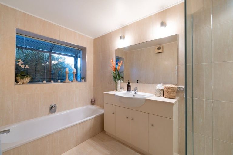 Photo of property in 323c Oceanbeach Road, Mount Maunganui, 3116