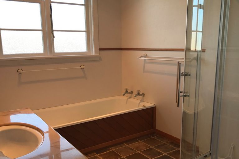 Photo of property in 27 Patrick Street, The Glen, Dunedin, 9011