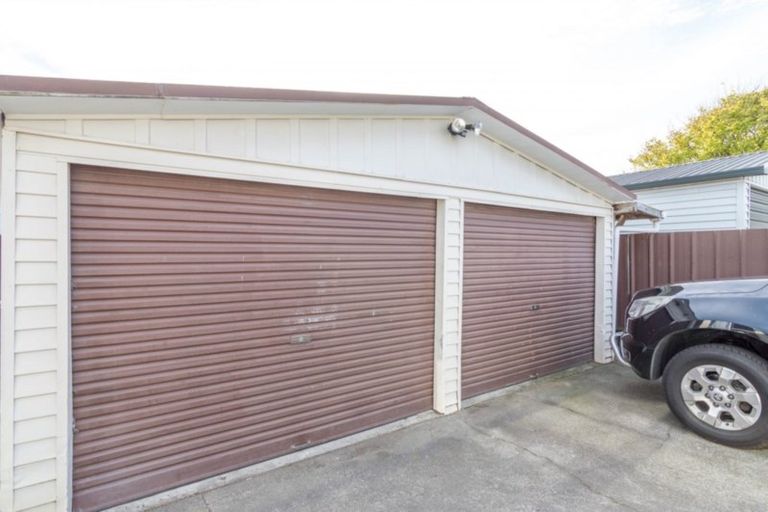 Photo of property in 17 Saturn Crescent, Milson, Palmerston North, 4414