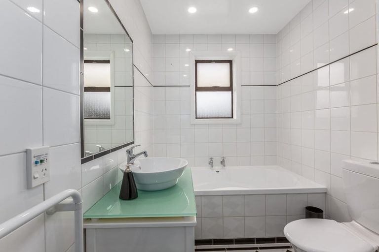 Photo of property in 24 Wilford Street, Wallaceville, Upper Hutt, 5018