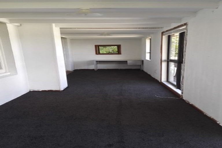 Photo of property in 20a Kenley Place, Avondale, Auckland, 1026