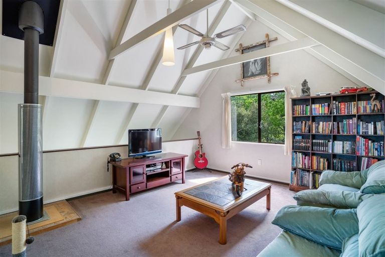 Photo of property in 16 Janome Place, Bucklands Beach, Auckland, 2014