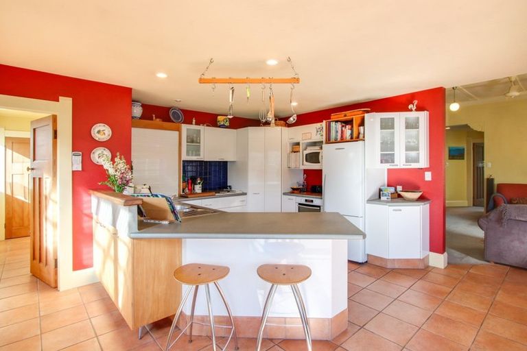 Photo of property in 137 Georges Drive, Napier South, Napier, 4110