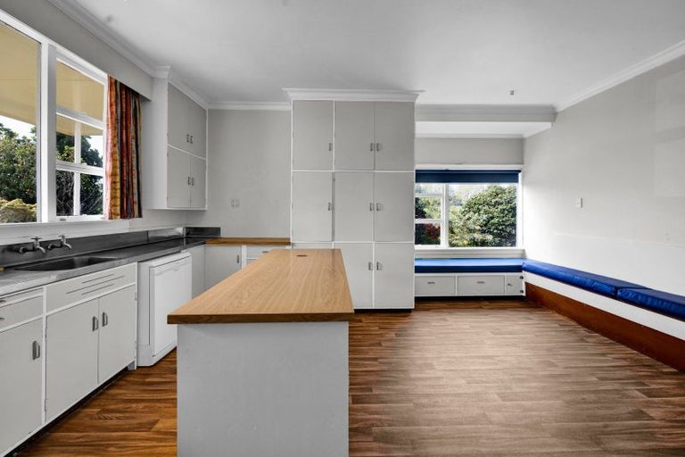 Photo of property in 546 Ararata Road, Hawera, 4674