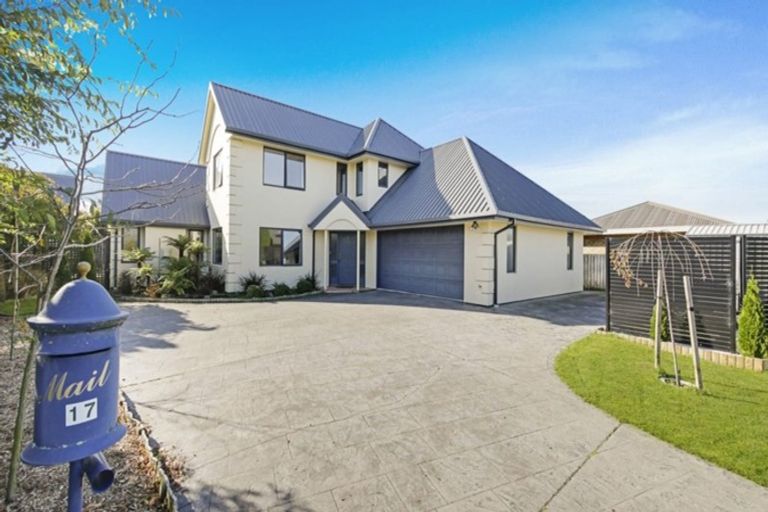 Photo of property in 17 Mountain View Place, Leeston, 7632