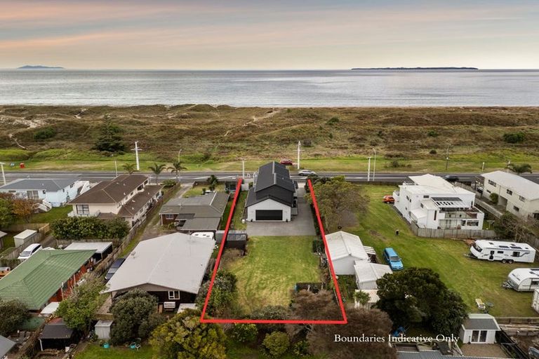 Photo of property in 972 Papamoa Beach Road, Papamoa Beach, Papamoa, 3118