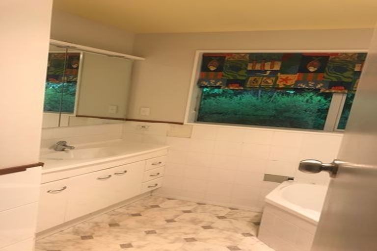 Photo of property in 7 Sunvale Terrace, Cashmere, Christchurch, 8022