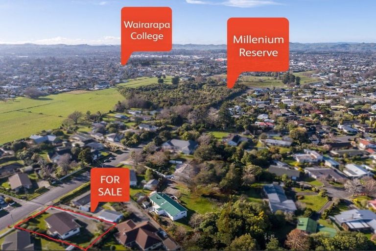 Photo of property in 77 Hillcrest Street, Solway, Masterton, 5810