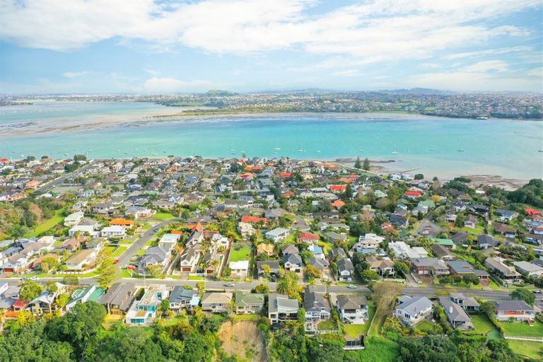 Photo of property in 46 Clovelly Road, Bucklands Beach, Auckland, 2012