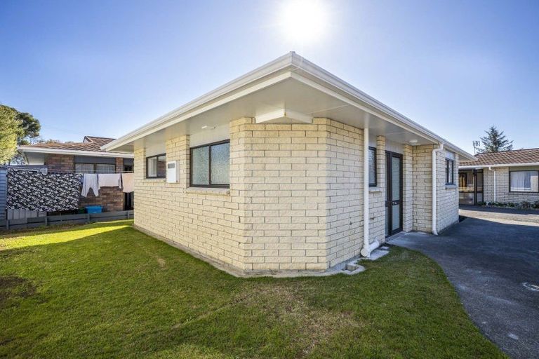 Photo of property in 13 Tukapa Street, Westown, New Plymouth, 4310