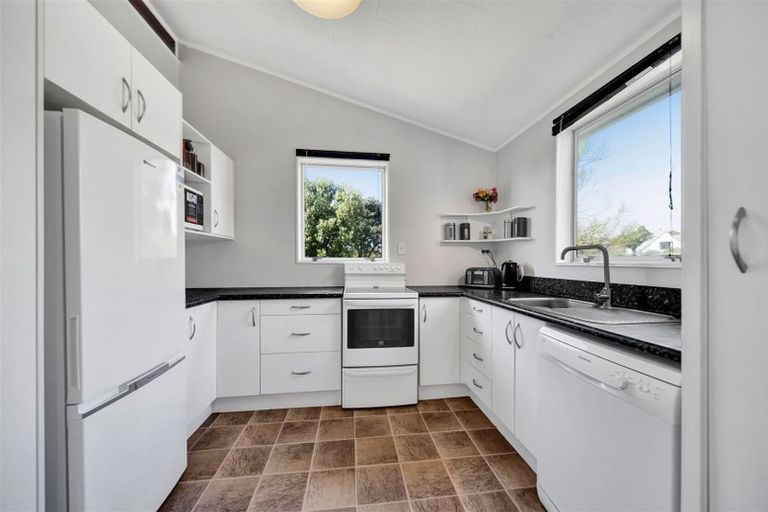 Photo of property in 32a Camellia Avenue, Bell Block, New Plymouth, 4312