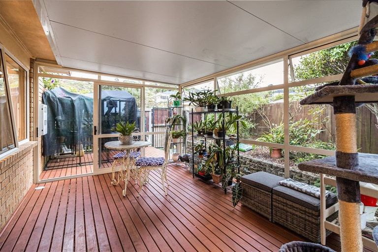 Photo of property in 4 Astor Place, Orewa, 0931