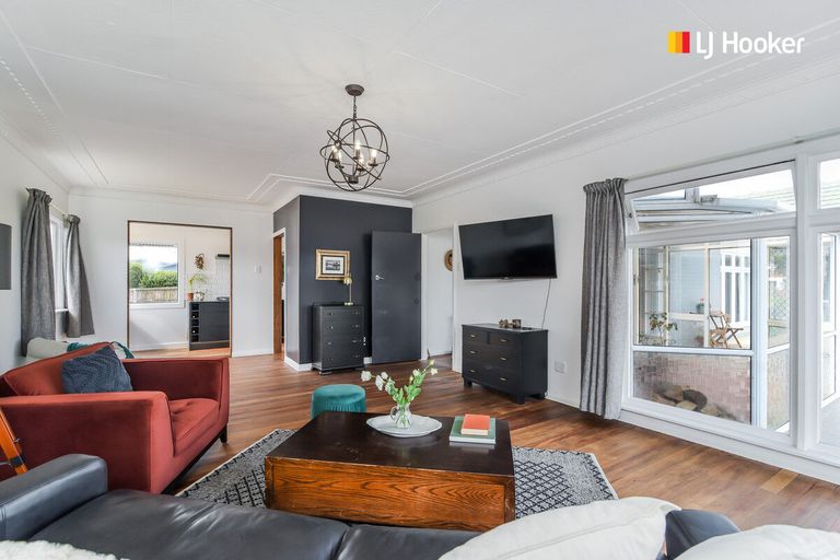 Photo of property in 43 Duckworth Street, Andersons Bay, Dunedin, 9013