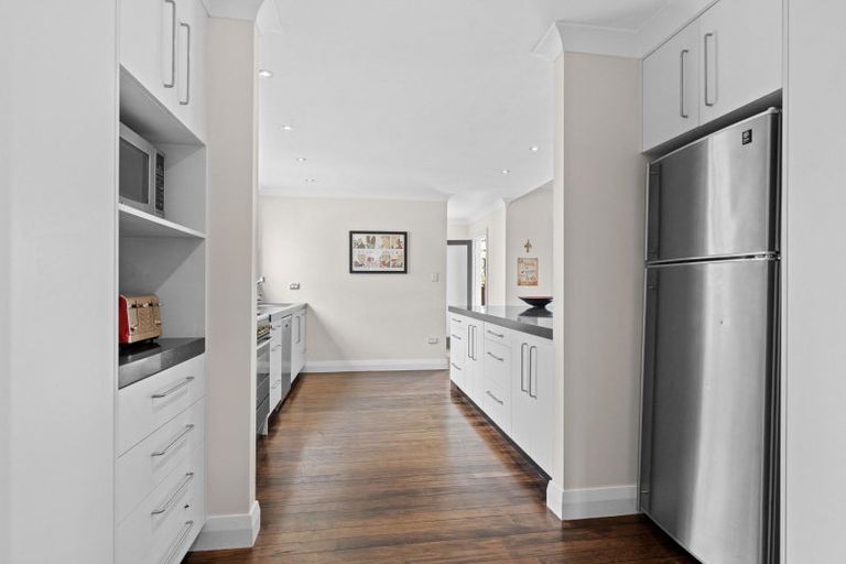 Photo of property in 122 Cross Line, Morison Bush, Greytown, 5794