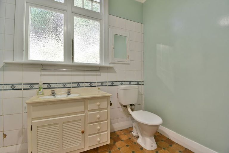 Photo of property in 110 Bedford Street, Saint Clair, Dunedin, 9012