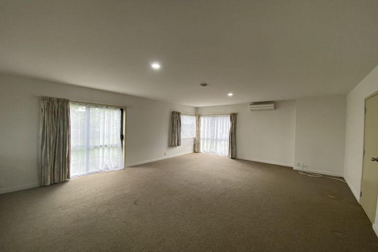 Photo of property in 6 Clarrie Wills Way, Otara, Auckland, 2025