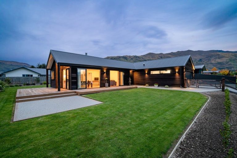 Photo of property in 45 West Meadows Drive, Wanaka, 9305