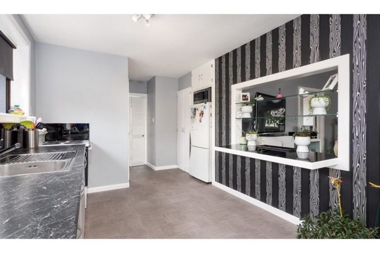 Photo of property in 21 Cross Street, Phillipstown, Christchurch, 8011