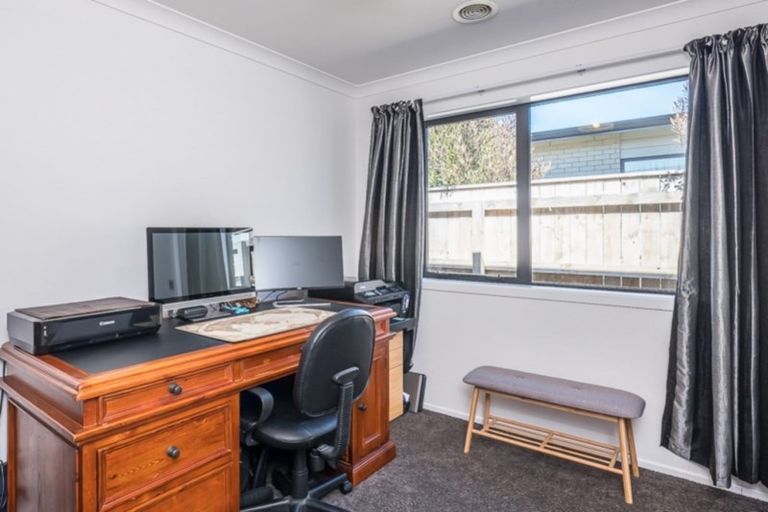 Photo of property in 97 The Drive, Paraparaumu Beach, Paraparaumu, 5032