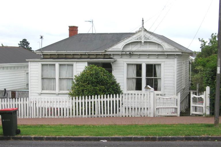 Photo of property in 145 Crummer Road, Grey Lynn, Auckland, 1021