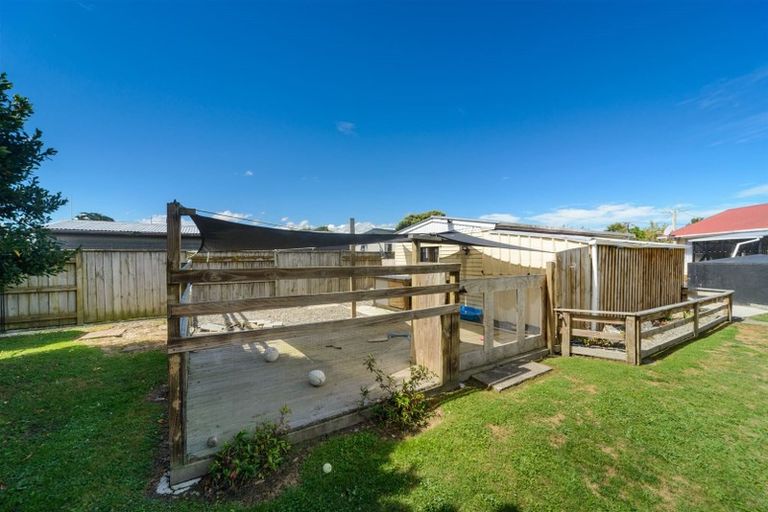 Photo of property in 33 Trent Street, Rongotea, 4476