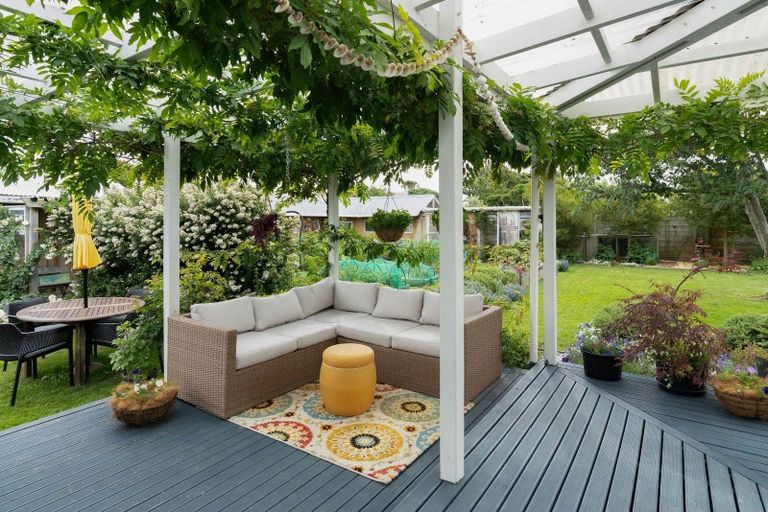 Photo of property in 37 Kiharoa Street, Otaki Beach, Otaki, 5512