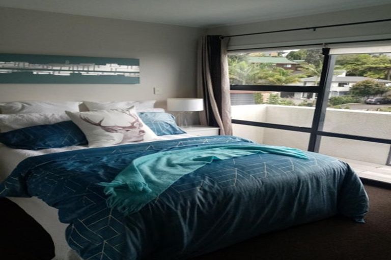 Photo of property in 2/4 Dorrit Lane, Howick, Auckland, 2014