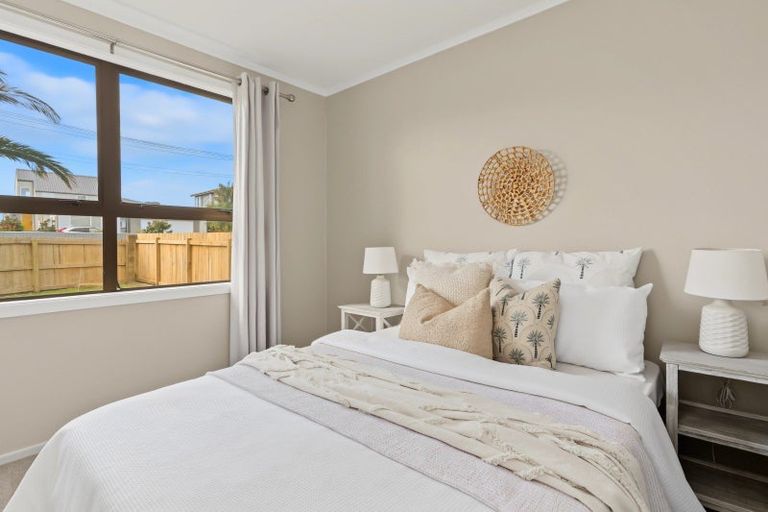 Photo of property in 4 Motiti Road, Papamoa Beach, Papamoa, 3118