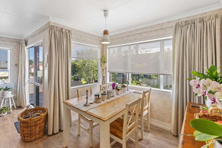 Photo of property in 42 Treadwell Street, Springvale, Whanganui, 4501