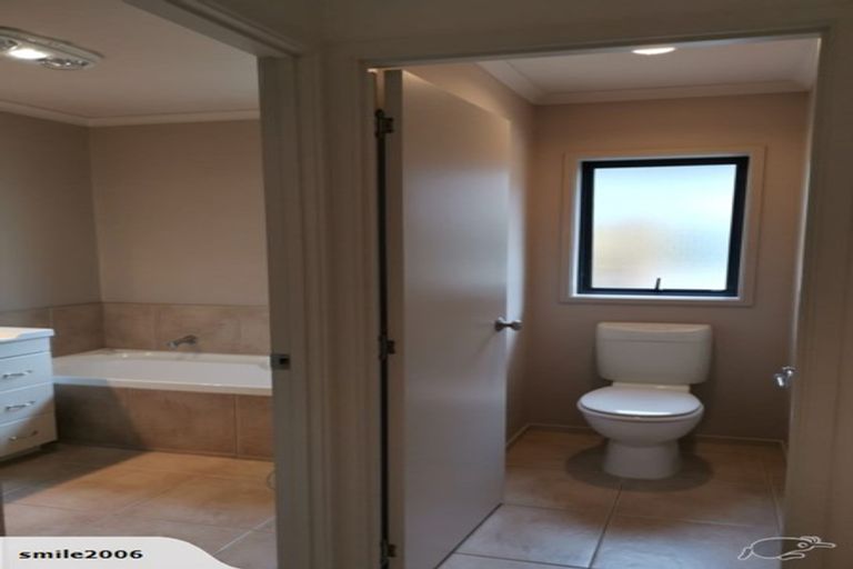 Photo of property in 6 Jelas Road, Red Beach, 0932