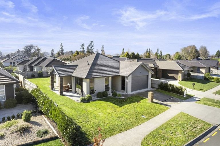 Photo of property in 10 Jarrett Terrace, Leamington, Cambridge, 3432