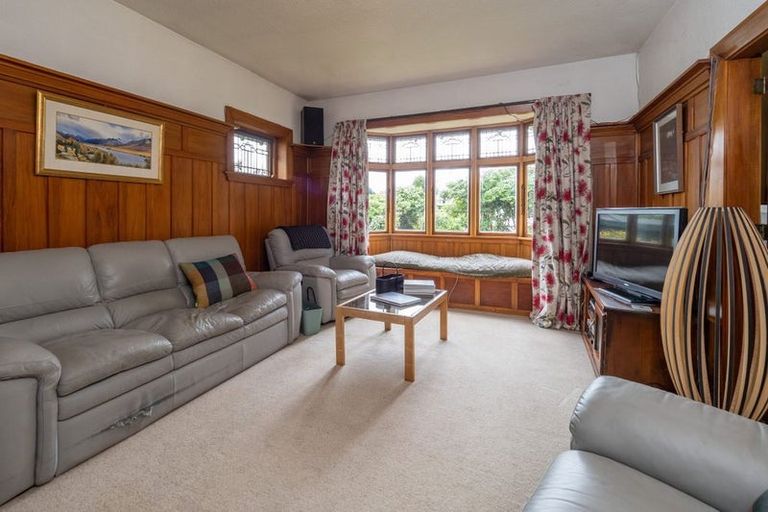 Photo of property in 100 Walker Street, Ashburton, 7700