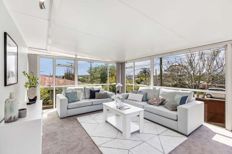 Photo of property in 29 Astley Avenue, New Lynn, Auckland, 0600