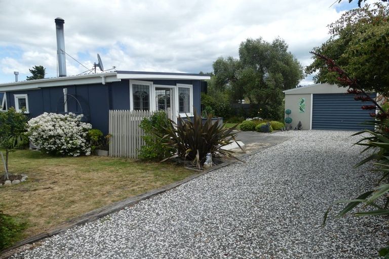 Photo of property in 32 Chamberlain Avenue, Amberley, 7481