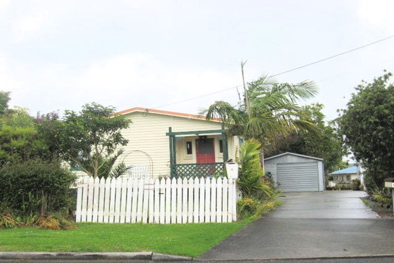 Photo of property in 4a Montgomery Avenue, Onerahi, Whangarei, 0110