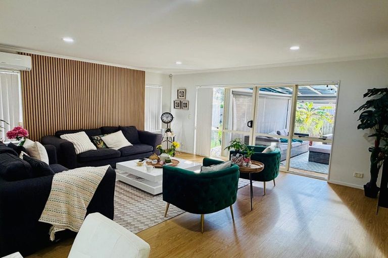 Photo of property in 4 Willowbank Close, East Tamaki Heights, Auckland, 2016