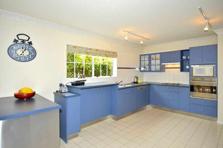 Photo of property in 4b Mclellan Place, Ilam, Christchurch, 8041