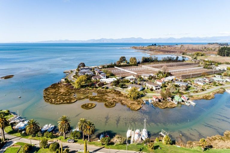 Photo of property in 39 Green Tree Road, Riwaka, Motueka, 7198