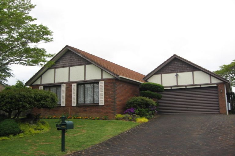 Photo of property in 5 Cadenza Place, Conifer Grove, Takanini, 2112